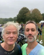 🚲 🏃‍♂️ Avant/ après l’épreuve : supers moments partager avec le maître Emmanuel Bex, lui habitué de ces épreuves et première pour moi, à domicile en plus, (presque -;) que du bonheur ! 🙏  @fftriathlon @communeboisleroi77